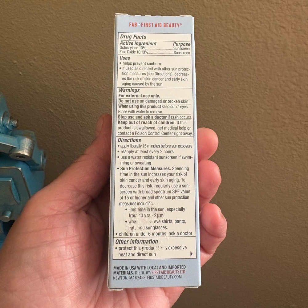 First Aid Beauty Ultra Repair Face Moisturizer with Sunscreen Brand New Unused. - Picture 3 of 7